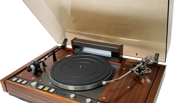 レコード】中古ターンテーブルの種類と選び方、買取ポイント 