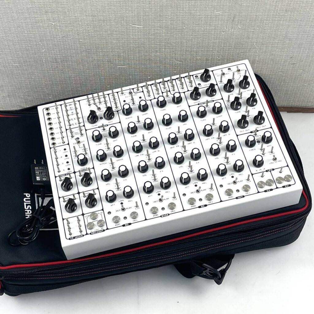 SOMA laboratory PULSAR-23 ドラムマシン