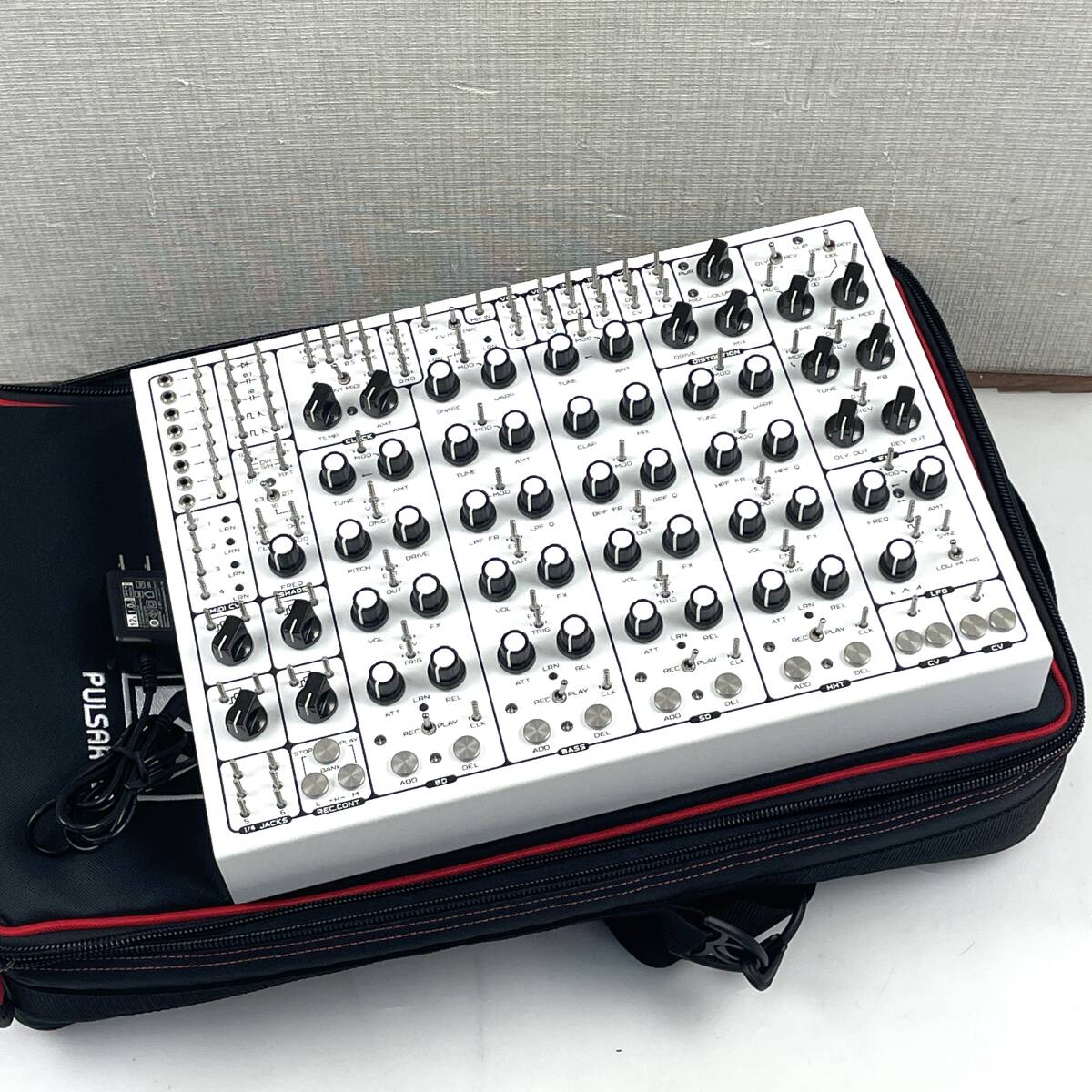 SOMA laboratory PULSAR-23 ドラムマシン