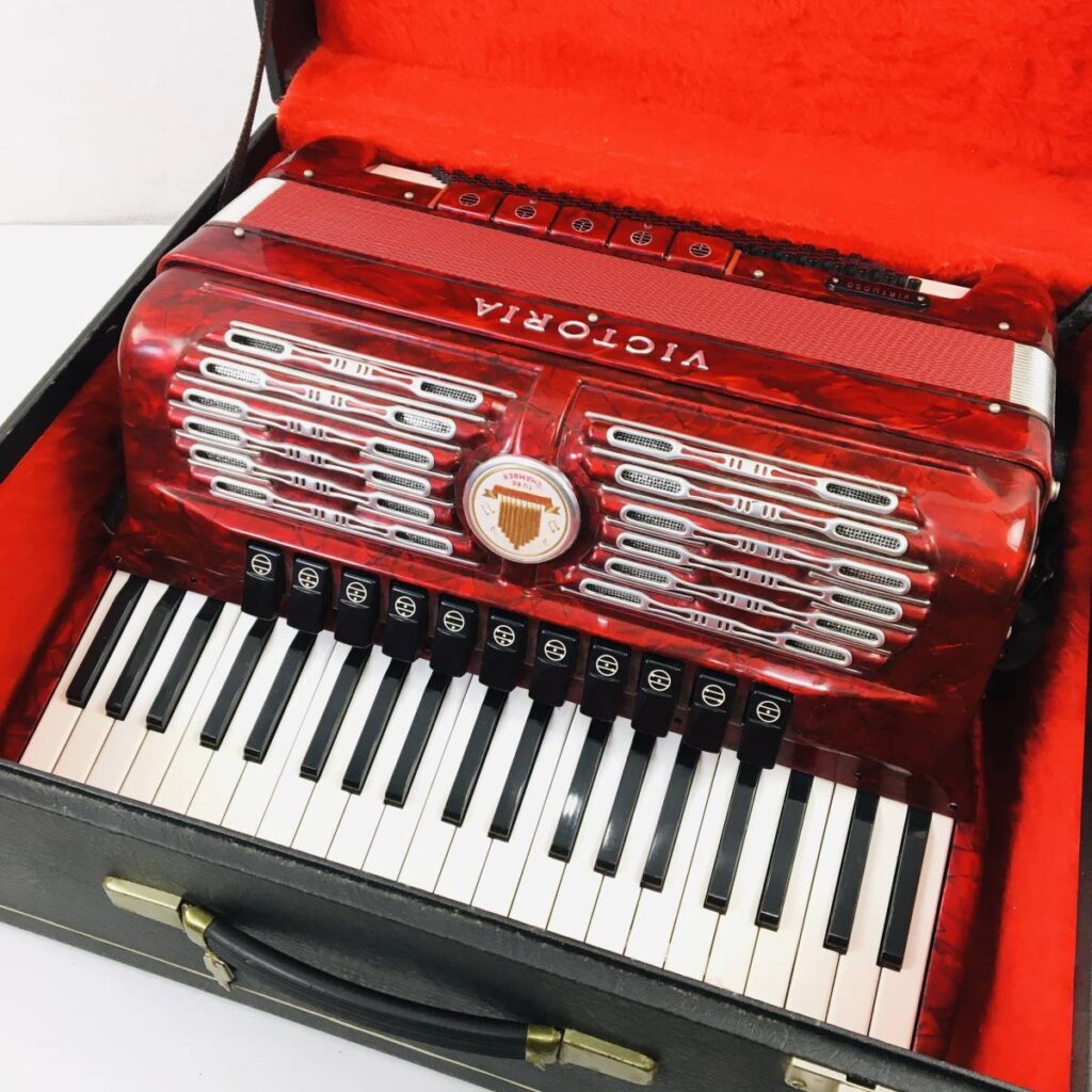 VICTORIA Virtuoso アコーディオン